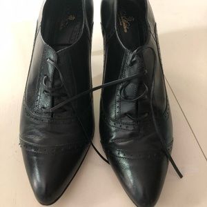 Beautiful Brooks Brothers Heels